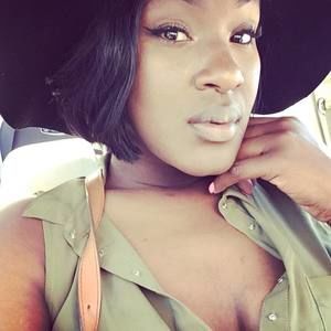 Meet your Posher, April